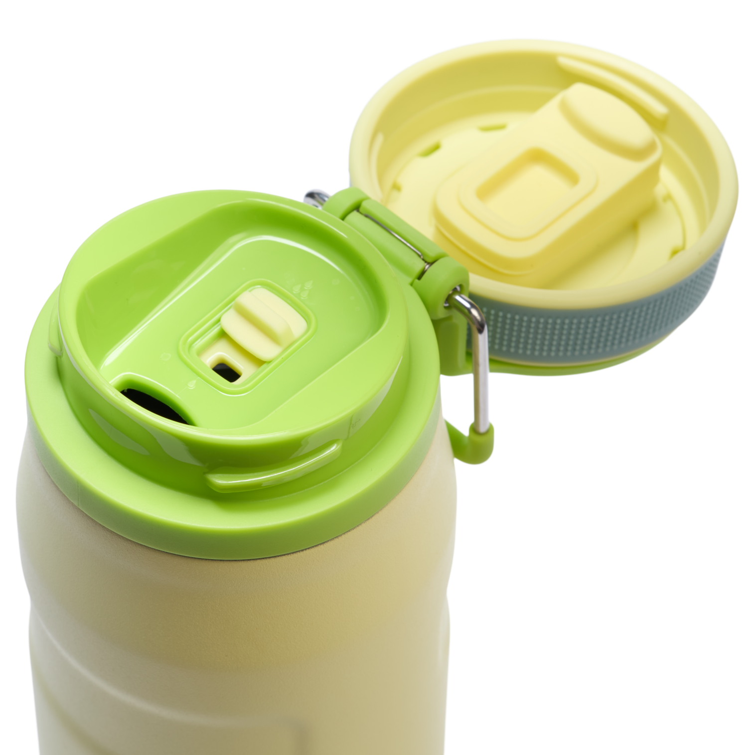The IceFlow™ Bottle with Twist Flip Lid