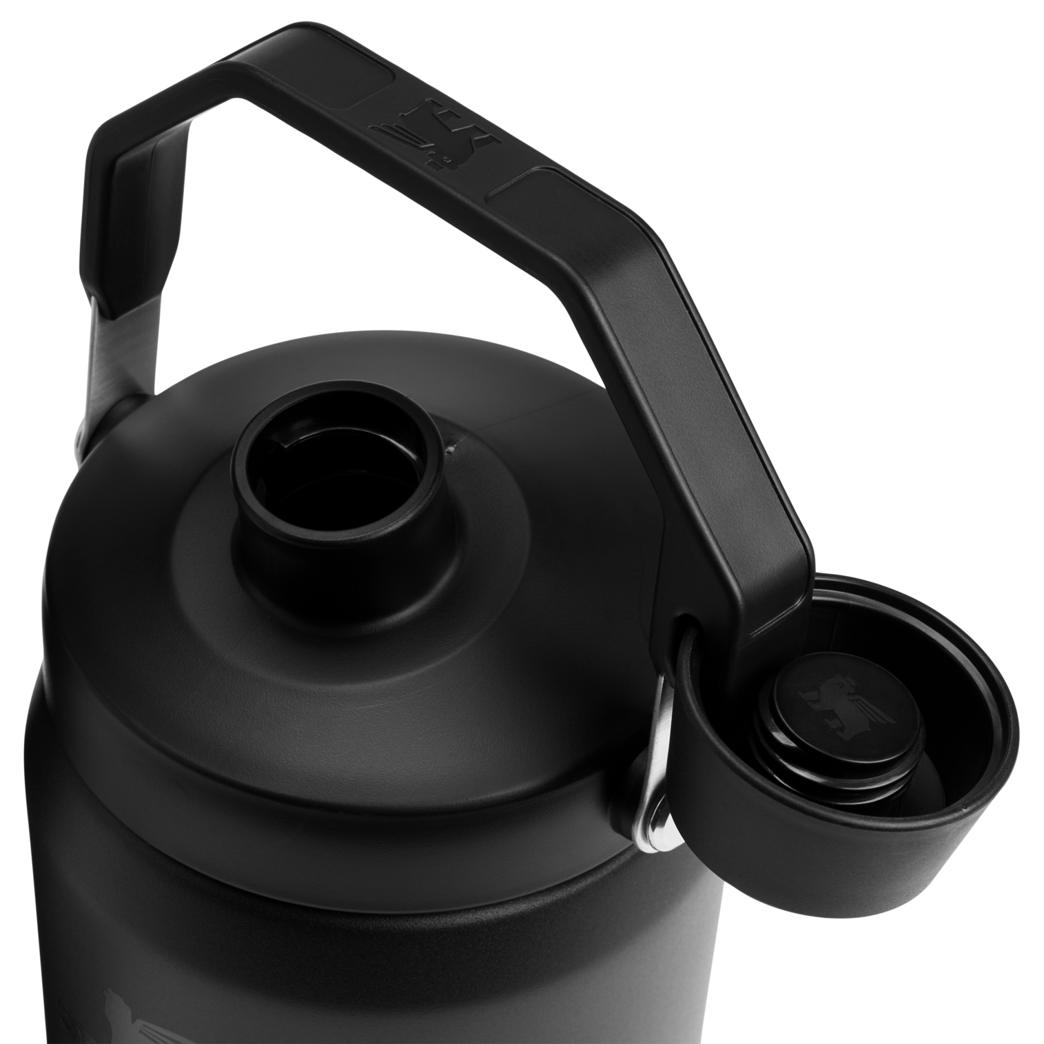 The IceFlow™ Tumbler with Fast Flow Lid
