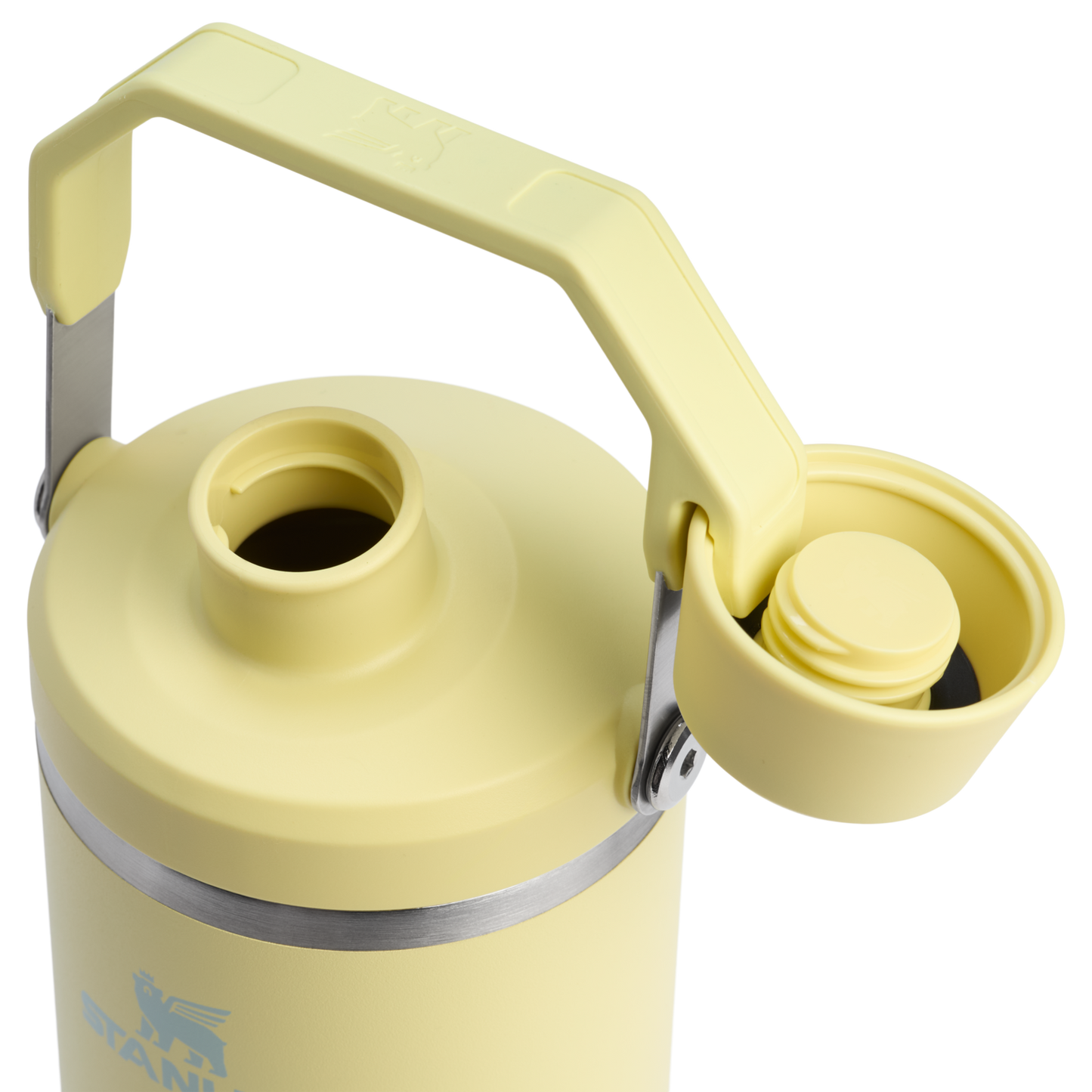 The IceFlow™ Tumbler with Fast Flow Lid